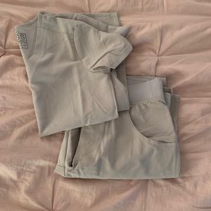 Figs Women’s Scrub Set